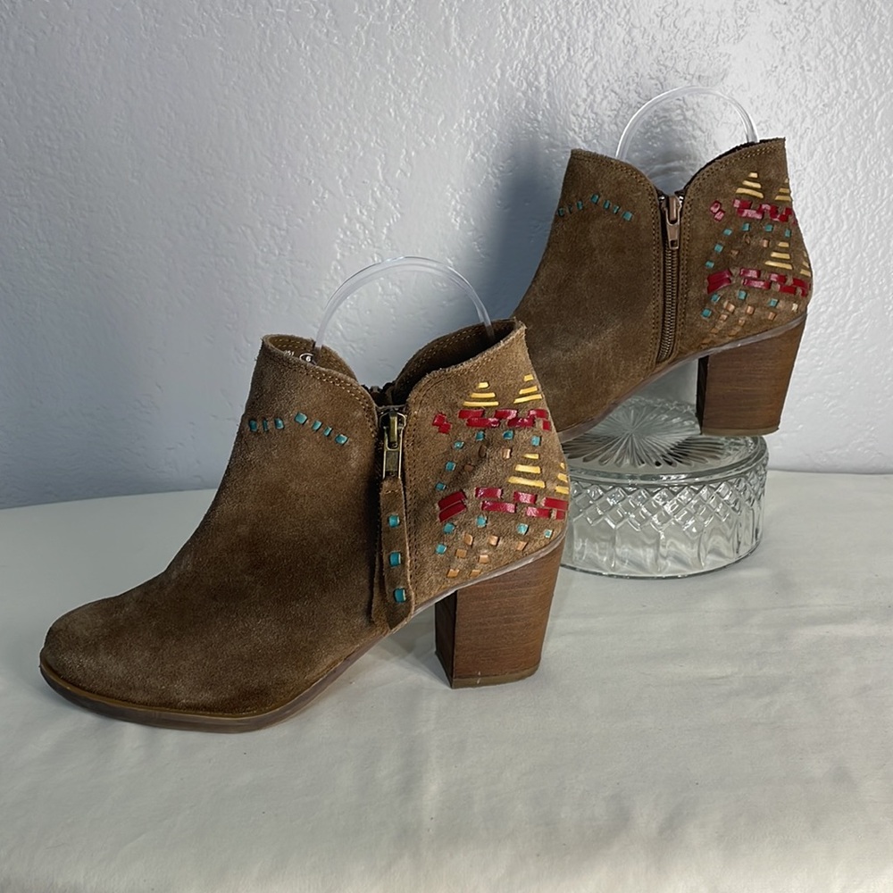 NAUGHTY MONKEY 🐒  ankle booties size 6